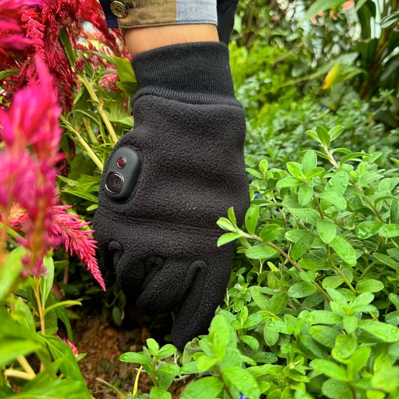 मोटो कार्य पञ्जा, भित्री ब्याट्री तातो प्रणालीसहितका बिजुली तातिने पञ्जा — हात तातो राख्नका लागि।