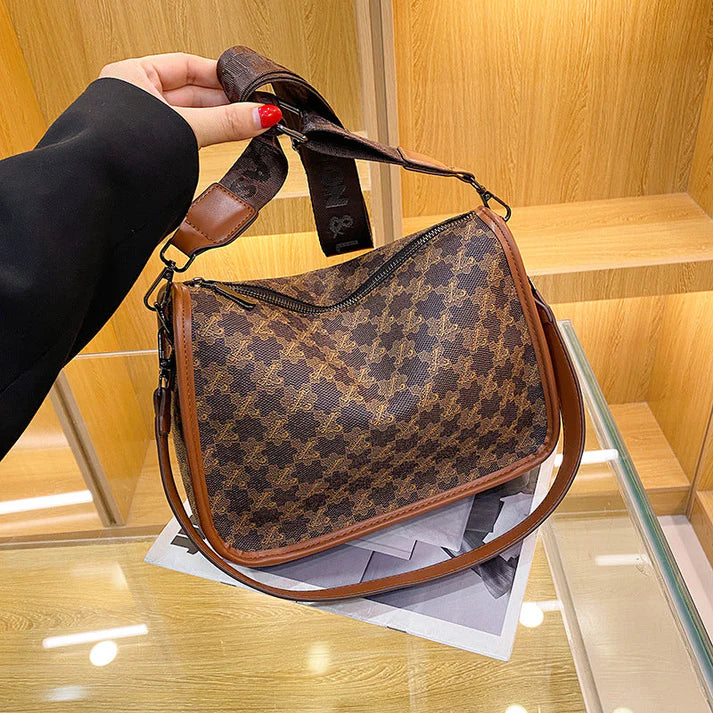 फैशनेबल र ट्रेन्डी क्रसबडी ब्याग