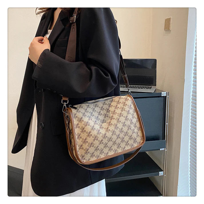 फैशनेबल र ट्रेन्डी क्रसबडी ब्याग