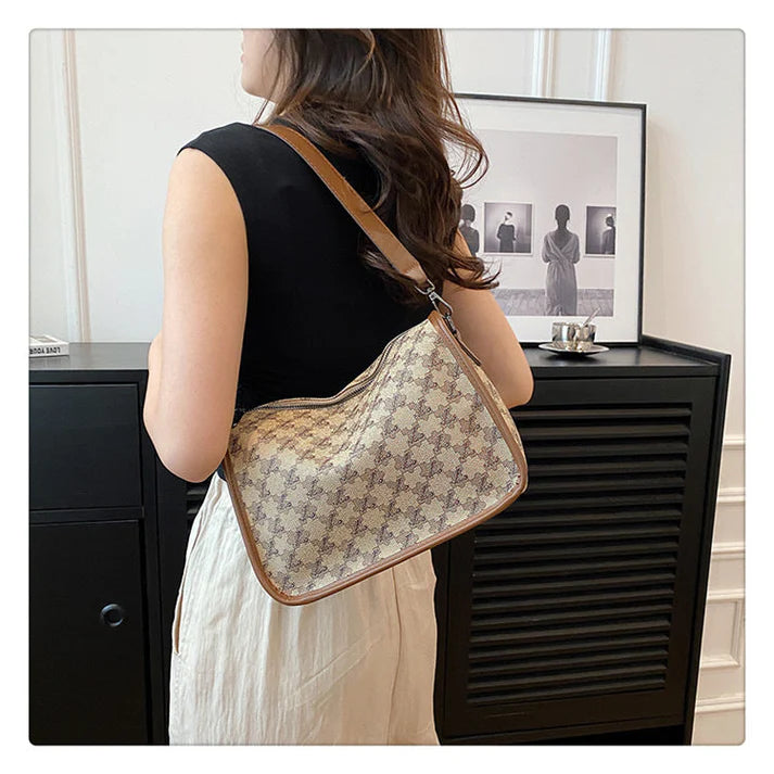 फैशनेबल र ट्रेन्डी क्रसबडी ब्याग