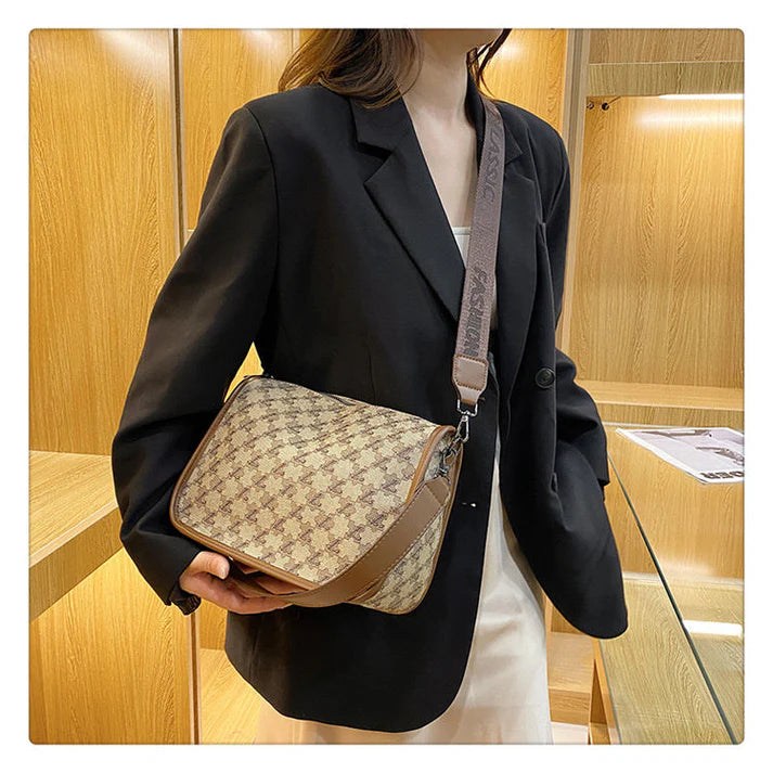 फैशनेबल र ट्रेन्डी क्रसबडी ब्याग