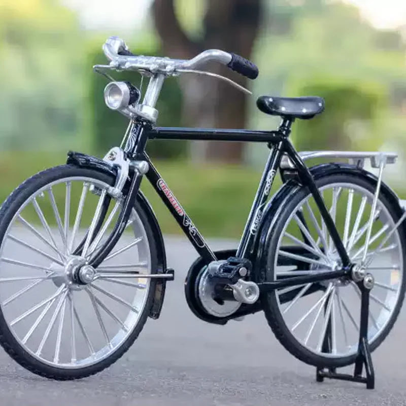 🚴‍♂️✨ Retro Alloy Mini Bike Model – DIY Fun, Classic Style, Timeless Collectible