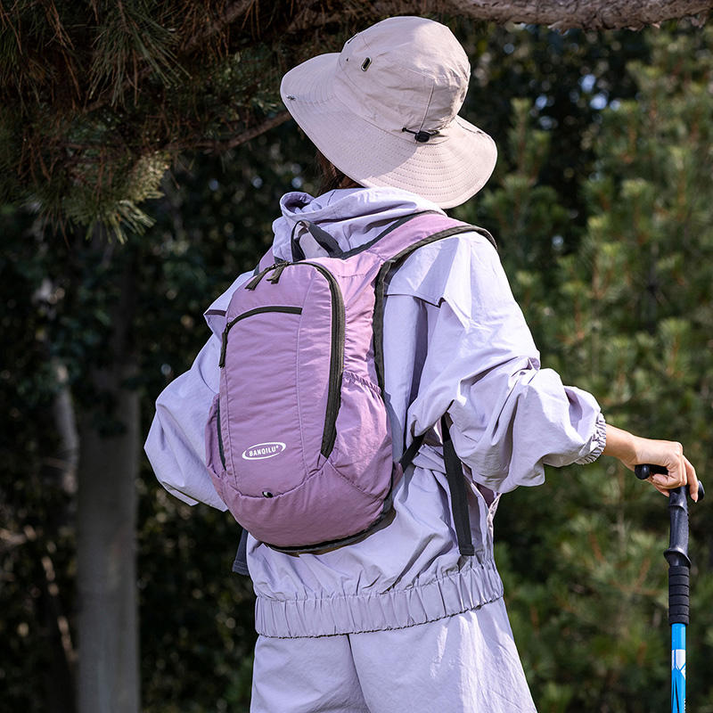 अल्ट्रा-हल्का वाटरप्रूफ फोल्डेबल यात्रा र हाइकिङ ब्याकप्याक