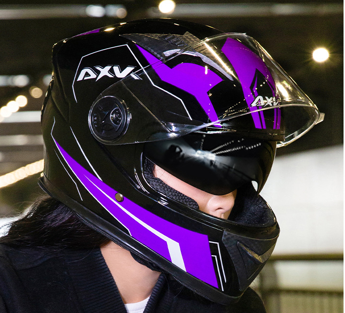 जाडोमा न्यानो मोटरसाइकल चारै मौसमका लागि सवारी हेलमेट