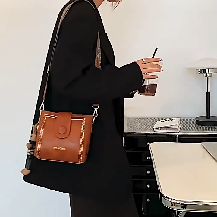 👜✨समायोजनयोग्य फराकिलो काँध पट्टीसहितको भिन्टेज फेसन ब्याग🔥