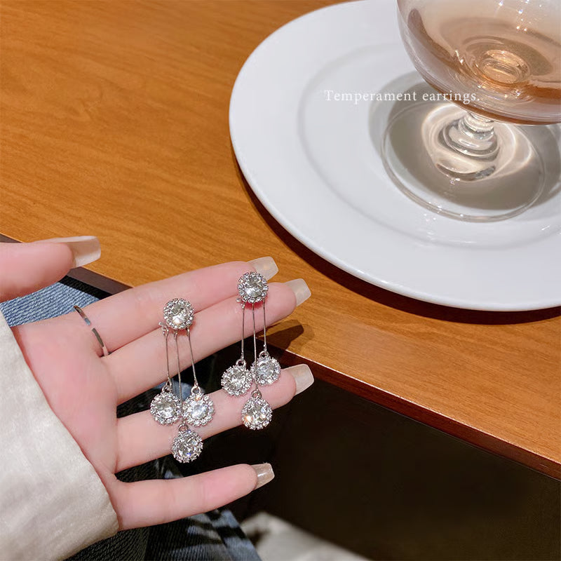 Zircon Round Petal Earrings