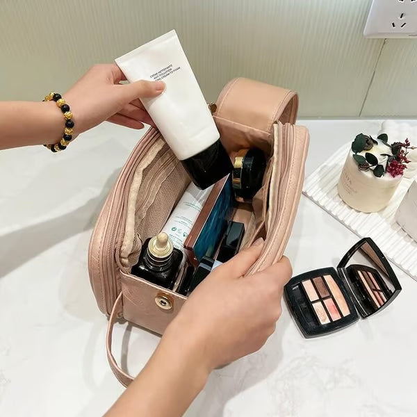 ठूलो क्षमता भएको यात्रा मेकअप ब्याग